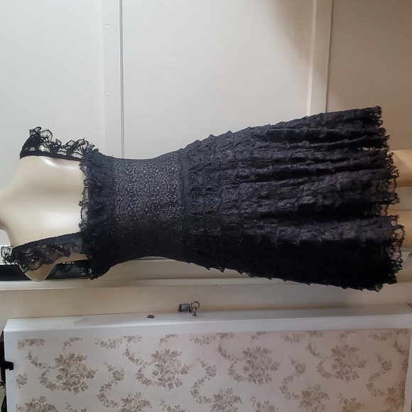 Carmen Marc Valvo Signature Lace Beaded Black Cocktail Prom Dress Size 10 - Picture 9 of 16